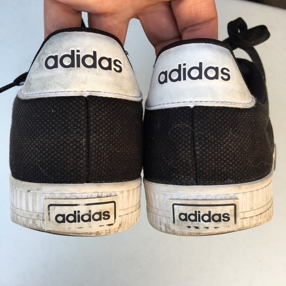 ADIDAS Men’s Sneakers Black Size 11 - Picture 4 of 6